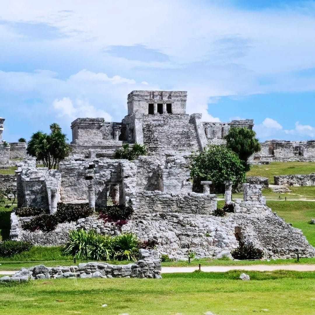 Cenote Dos Ojos + Tulum St