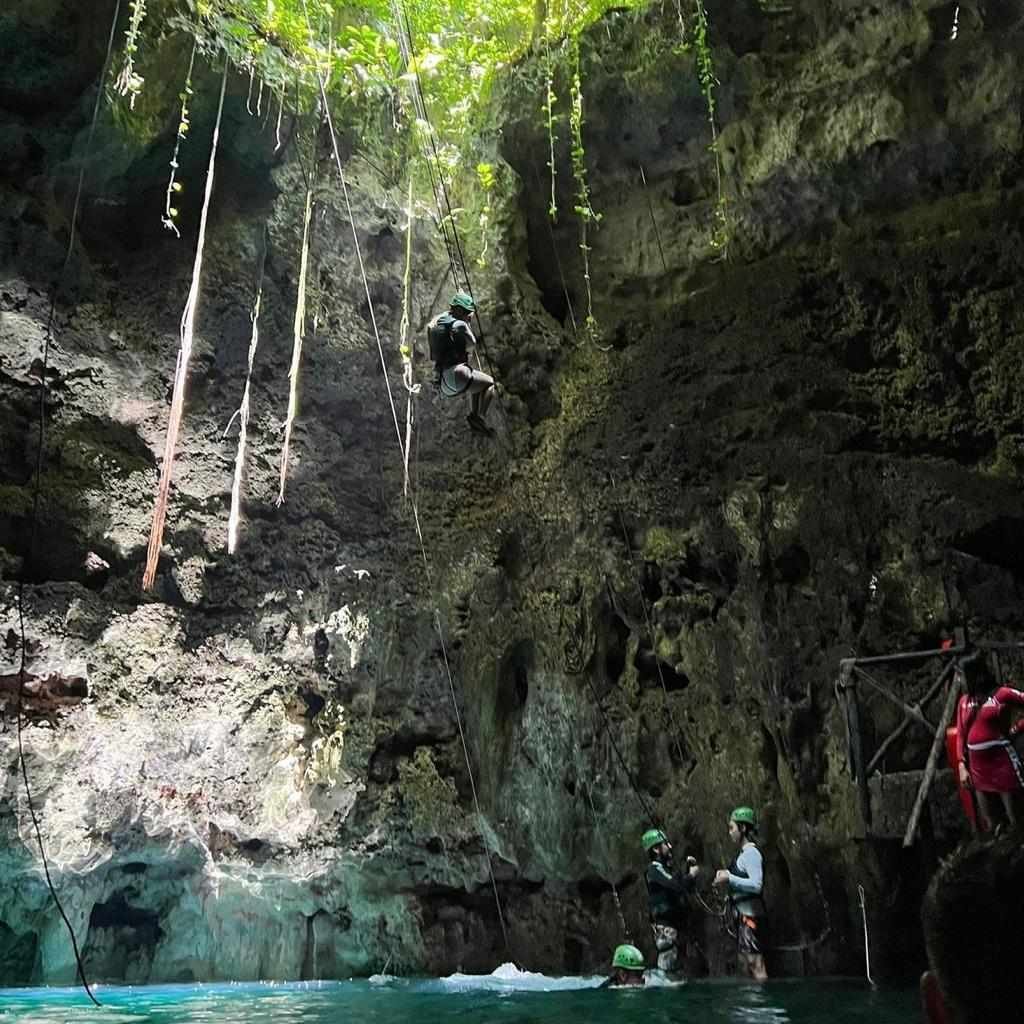 Tour Xenotes Oasis Maya