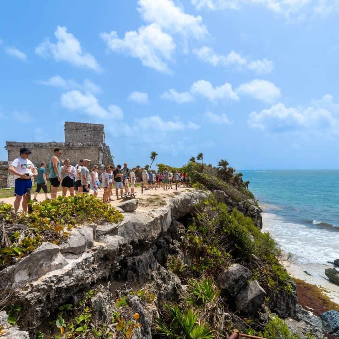 Tulum + Casa Tortuga Cenotes St